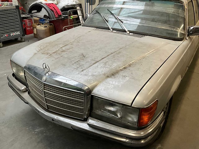 Mercedes 280se oldtimer - afbeelding 29 van  29