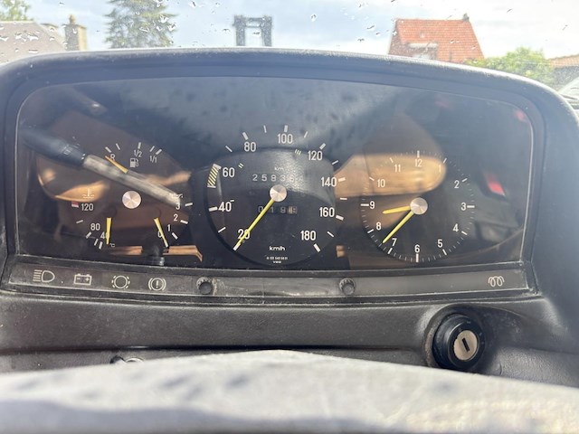 Mercedes 300, 1979 - afbeelding 3 van  28