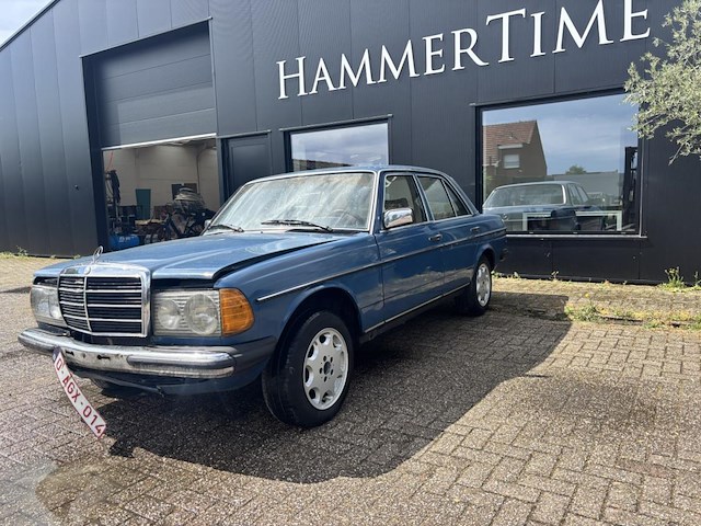 Mercedes 300, 1979 - afbeelding 1 van  28
