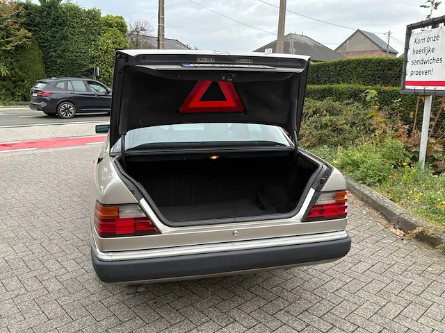 Mercedes 300 d turbo – w124 124.133 voorlopers - afbeelding 30 van  41