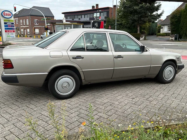 Mercedes 300 d turbo – w124 124.133 voorlopers - afbeelding 38 van  41