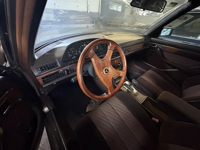 Mercedes 300 se - afbeelding 2 van  18