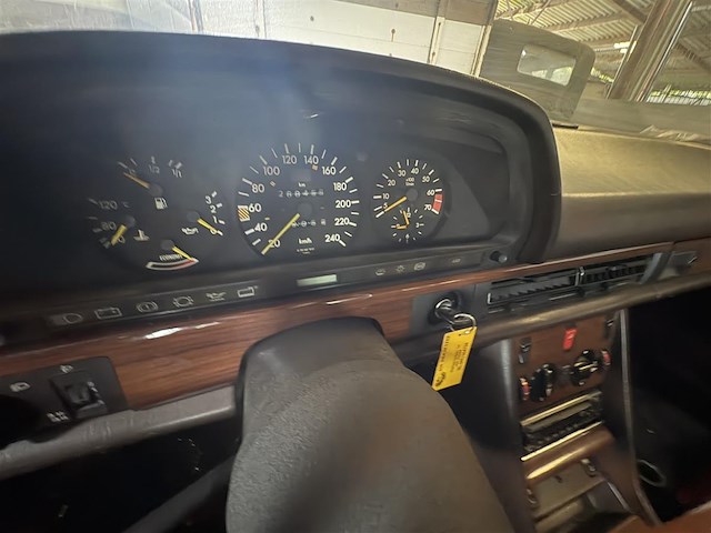 Mercedes 300 se - afbeelding 3 van  18