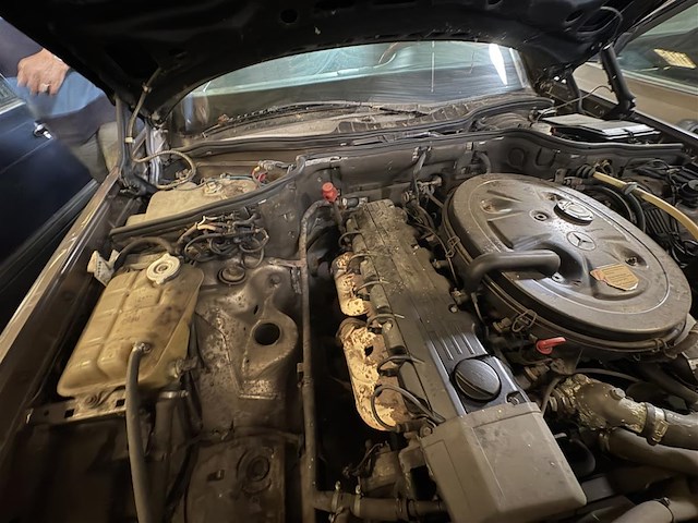 Mercedes 300 se - afbeelding 9 van  18