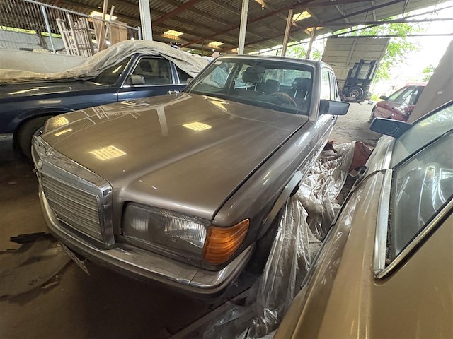 Mercedes 300 se - afbeelding 12 van  18