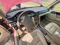 Mercedes 300 - afbeelding 2 van  21