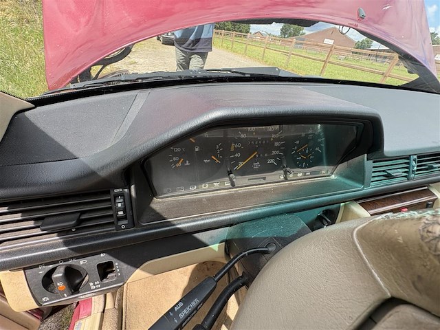 Mercedes 300 - afbeelding 4 van  21