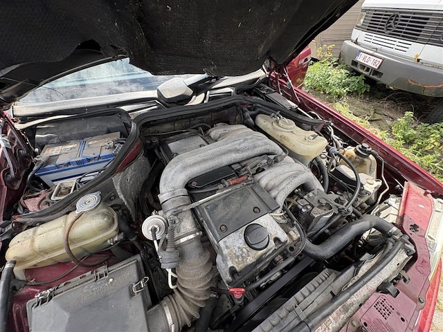 Mercedes 300 - afbeelding 8 van  21