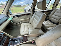Mercedes 300 - afbeelding 21 van  21
