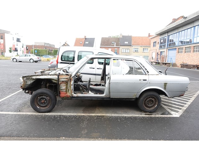 Mercedes 300d - afbeelding 1 van  14