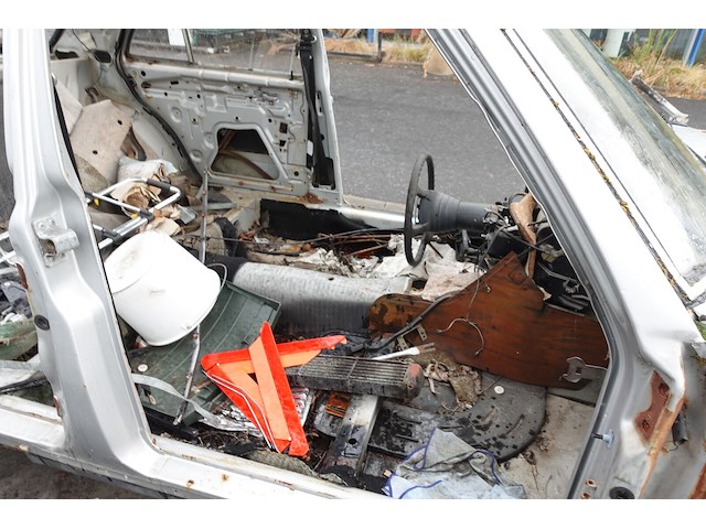 Mercedes 300d - afbeelding 11 van  14