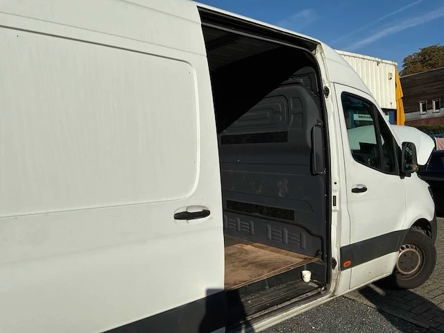 Mercedes 314cdi sprinter bedrijfswagen - afbeelding 17 van  65