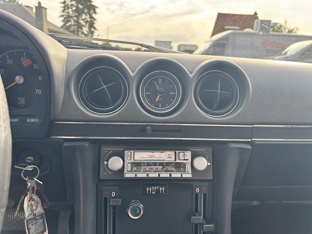 Mercedes 350 sl, 1972 - afbeelding 15 van  48