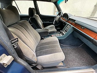 Mercedes 350se vintage auto's > 15 - afbeelding 47 van  55