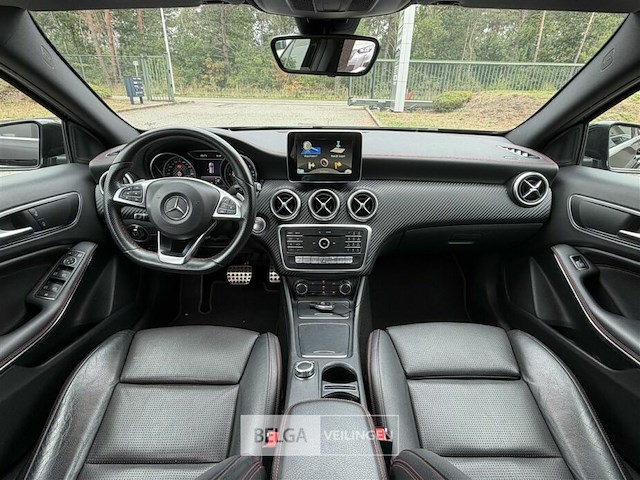 Mercedes a 180d - afbeelding 3 van  31