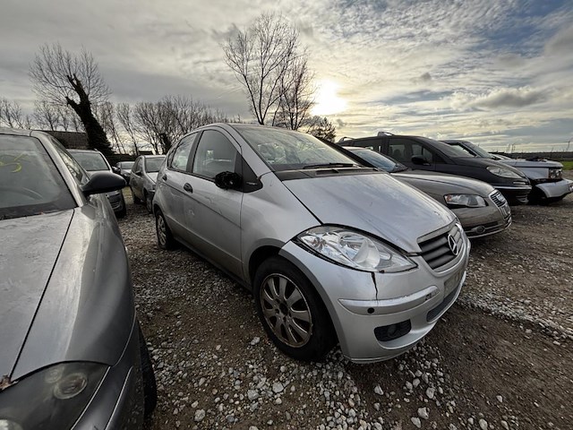 Mercedes a-klasse, 2006 - afbeelding 12 van  18