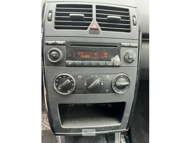 Mercedes a150 - afbeelding 10 van  16