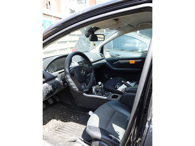 Mercedes a160 - afbeelding 10 van  15