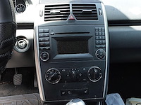 Mercedes a160 - afbeelding 13 van  15