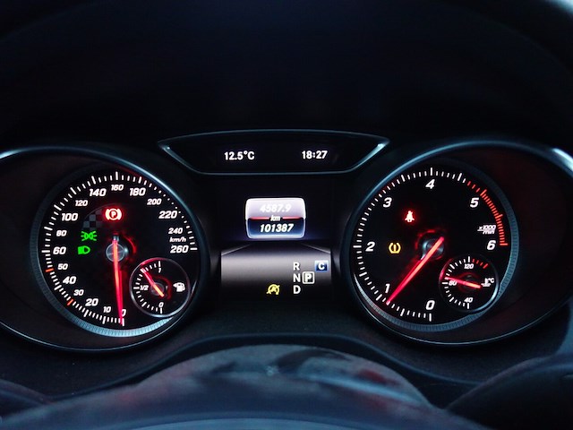 Mercedes a180d - afbeelding 4 van  21