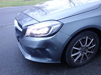 Mercedes a180d - afbeelding 14 van  21