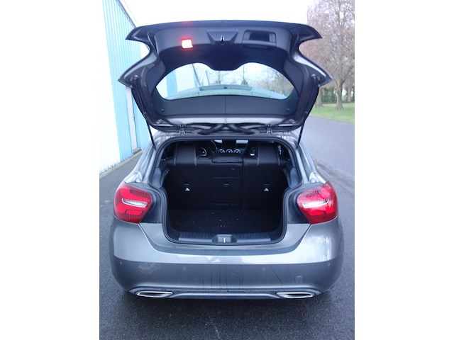 Mercedes a180d - afbeelding 20 van  21