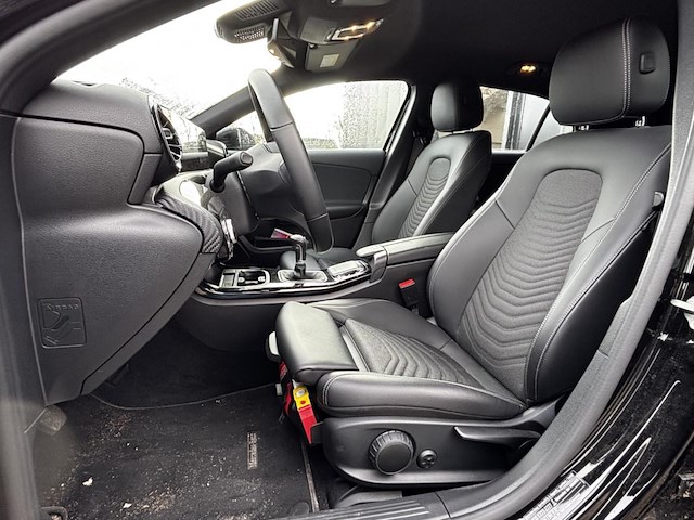 Mercedes a200, 2019 - afbeelding 3 van  36