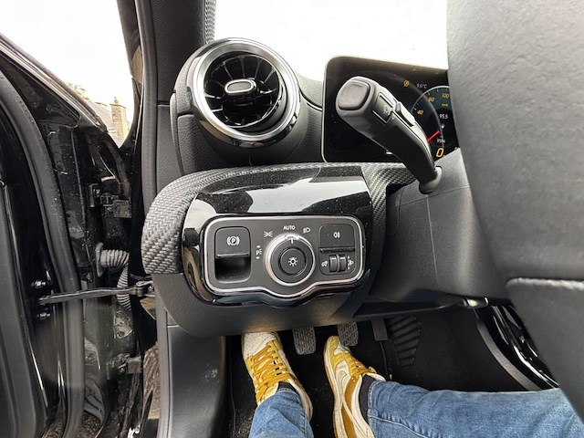 Mercedes a200, 2019 - afbeelding 11 van  36