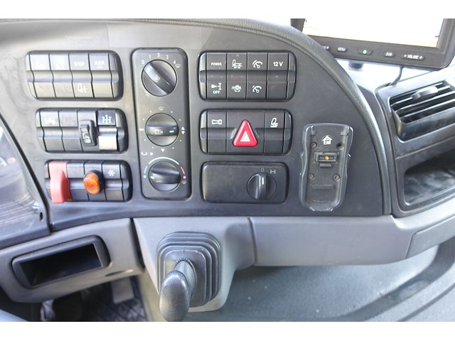 Mercedes actros + kraan hiab - afbeelding 7 van  25