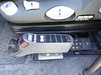 Mercedes actros + kraan hiab - afbeelding 11 van  25