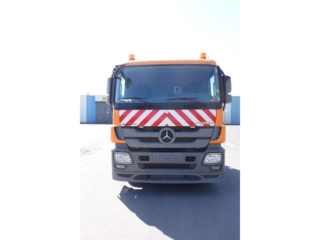 Mercedes actros + kraan hiab - afbeelding 12 van  25