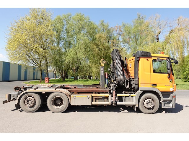 Mercedes actros + kraan hiab - afbeelding 20 van  25