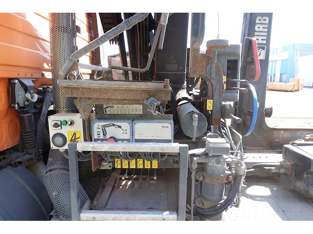 Mercedes actros + kraan hiab - afbeelding 23 van  25