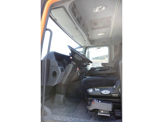 Mercedes actros + kraan hiab - afbeelding 24 van  25