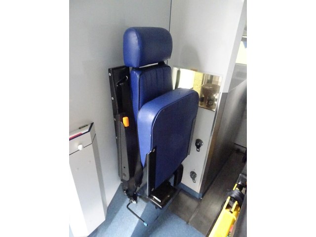 Mercedes ambulance - afbeelding 3 van  21