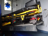 Mercedes ambulance - afbeelding 4 van  21