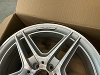 Mercedes amg velg velg - afbeelding 1 van  2