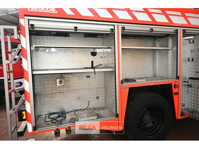 Mercedes autopomp vrachtwagen - afbeelding 3 van  42