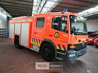 Mercedes autopomp vrachtwagen