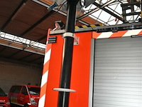 Mercedes autopomp vrachtwagen - afbeelding 13 van  42