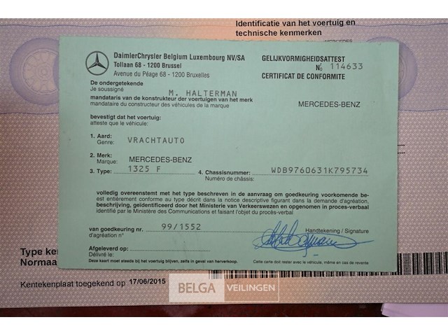 Mercedes autopomp vrachtwagen - afbeelding 26 van  42