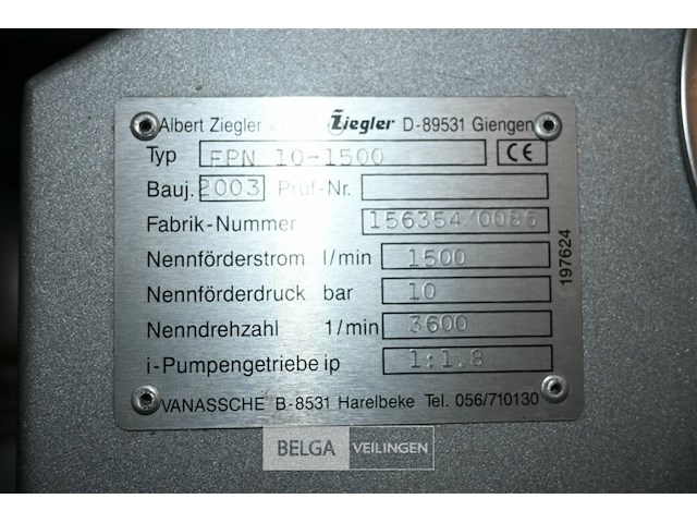 Mercedes autopomp vrachtwagen - afbeelding 42 van  42