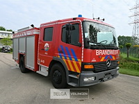 Mercedes autopomp vrachtwagen