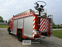 Mercedes autopomp vrachtwagen - afbeelding 21 van  32