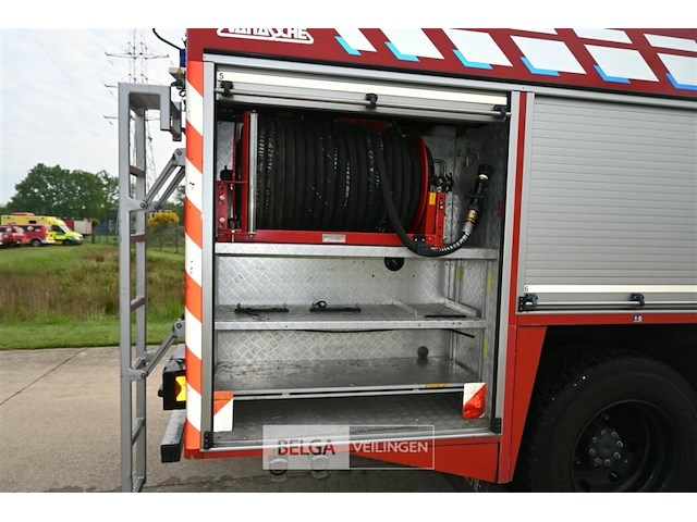 Mercedes autopomp vrachtwagen - afbeelding 31 van  32