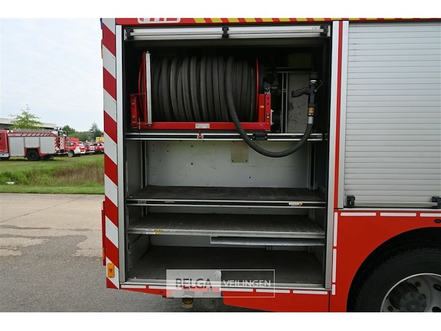 Mercedes autopomp vrachtwagen - afbeelding 4 van  39