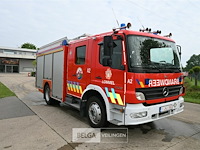 Mercedes autopomp vrachtwagen