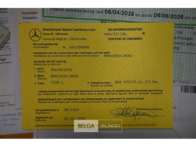 Mercedes autopomp vrachtwagen - afbeelding 24 van  39
