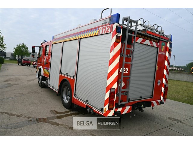 Mercedes autopomp vrachtwagen - afbeelding 29 van  39