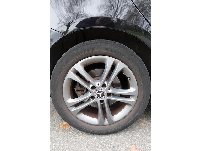 Mercedes b200 - afbeelding 9 van  19